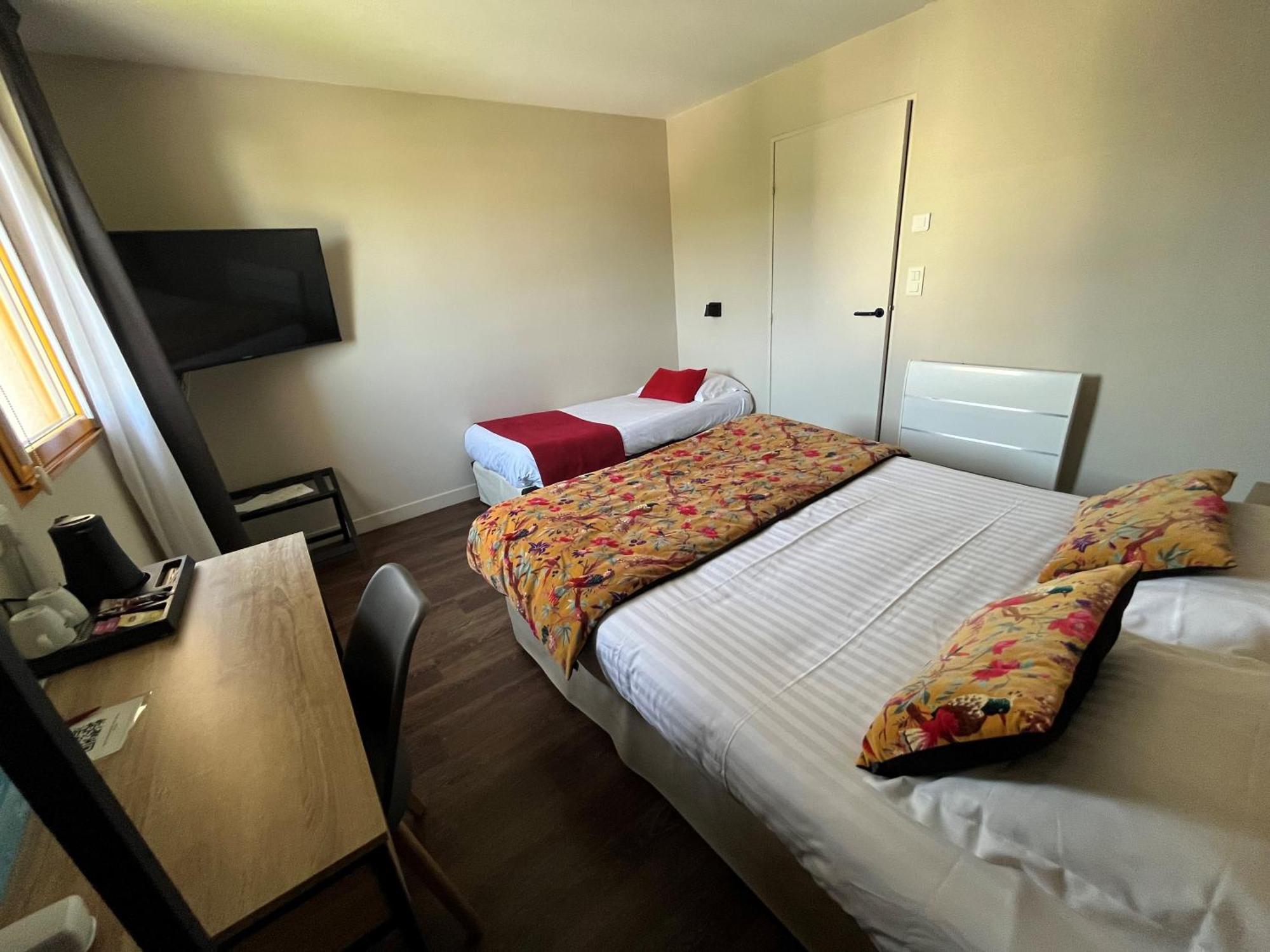 Brit Hotel Quimper Nord Эрг-Габерик Экстерьер фото