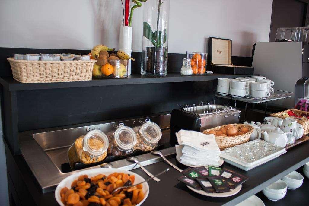 Brit Hotel Quimper Nord Эрг-Габерик Ресторан фото