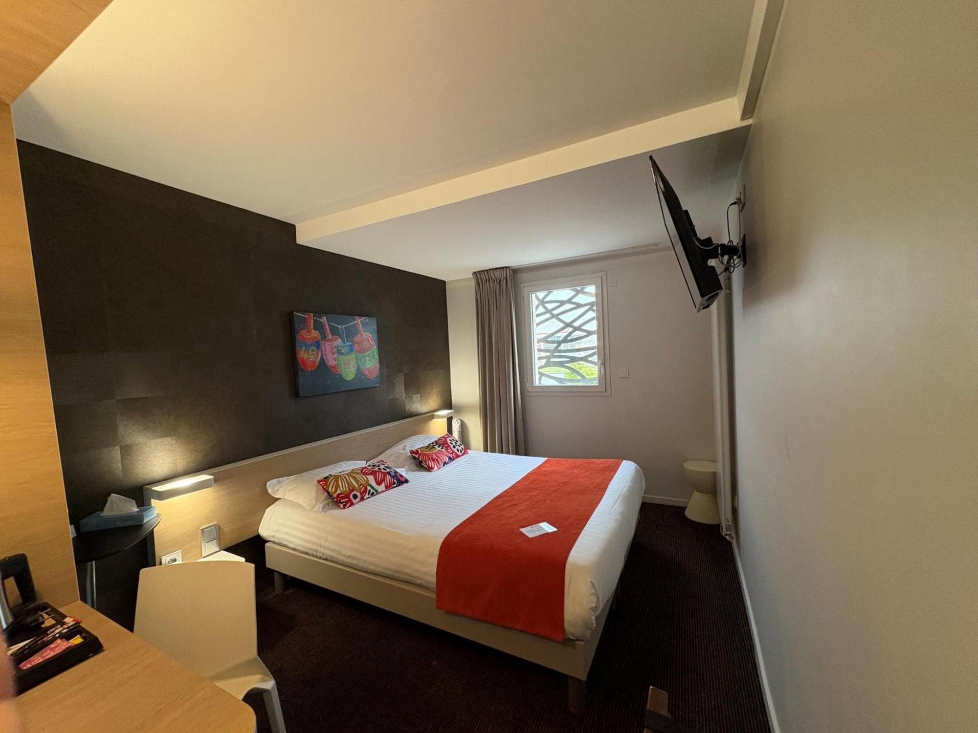 Brit Hotel Quimper Nord Эрг-Габерик Экстерьер фото