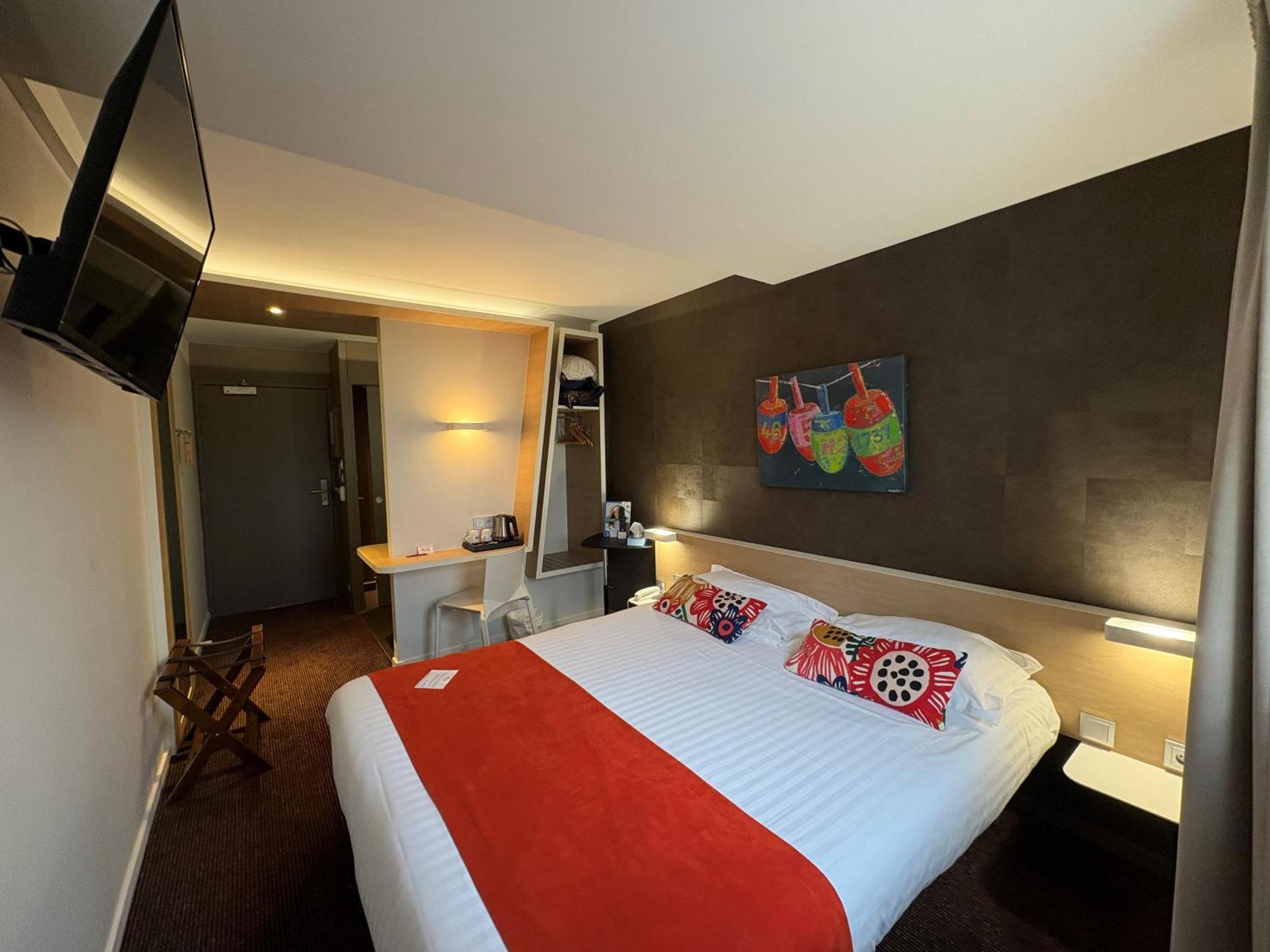 Brit Hotel Quimper Nord Эрг-Габерик Экстерьер фото